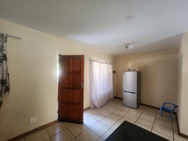 2 Bedroom Flat