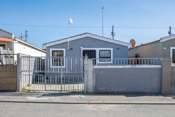 2 Bedroom House