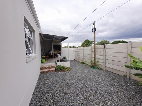 2 Bedroom House