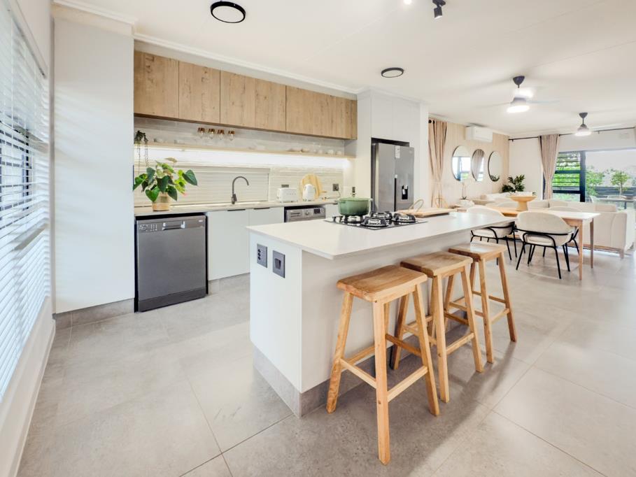 4 Bedroom Townhouse