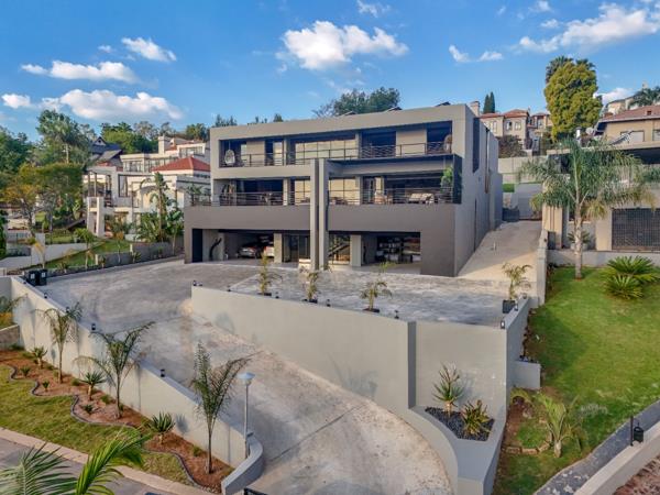 5 Bedroom House