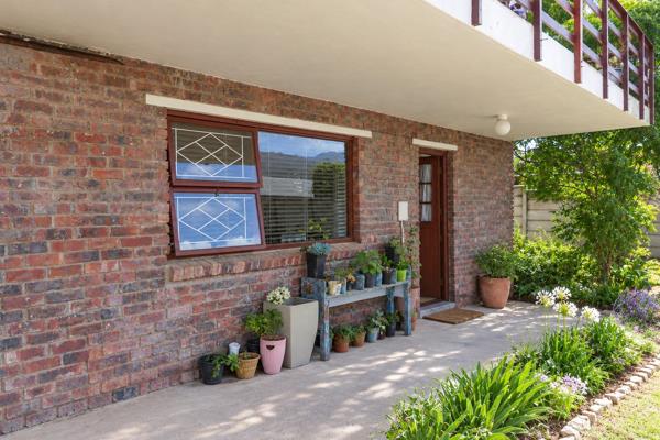 2 Bedroom Garden Cottage