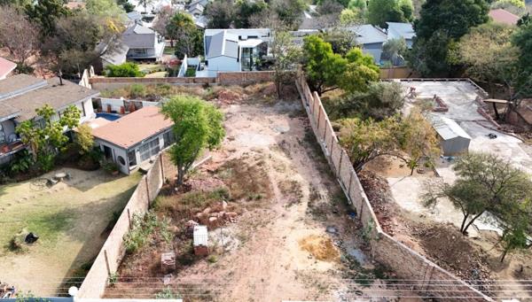 1 250 m² Land