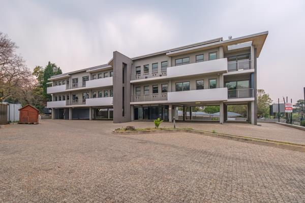 393 m² Commercial space