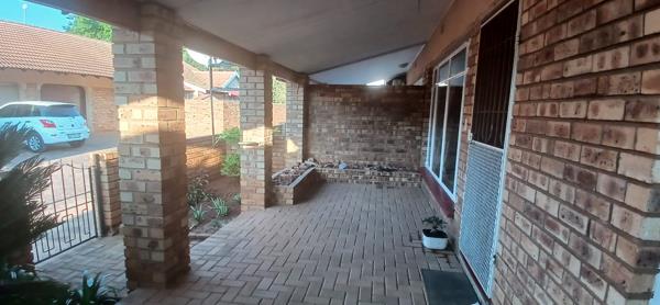 2 Bedroom House