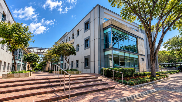 424 m² Commercial space