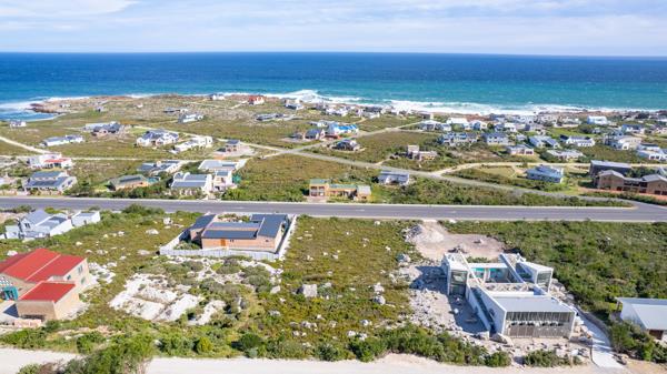 1 338 m² Land