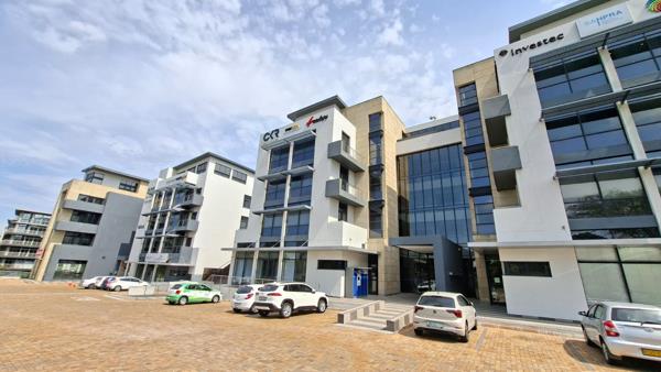 235 m² Commercial space