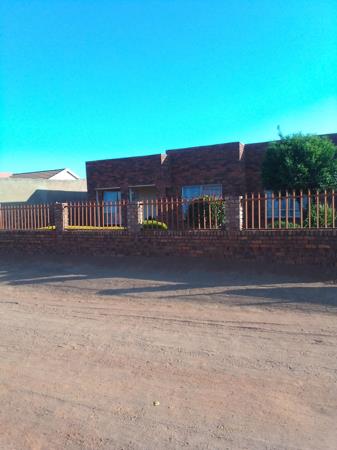2 Bedroom House