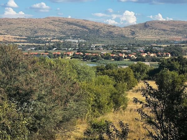 1 080 m² Land