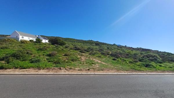 943 m² Land
