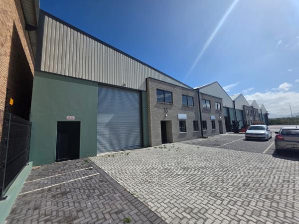 552 m² Industrial space