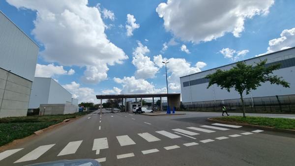 2 052 m² Industrial space