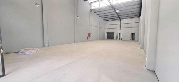 275 m² Commercial space