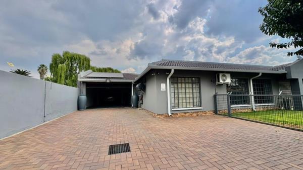6 Bedroom House