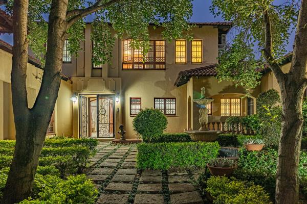 6 Bedroom House