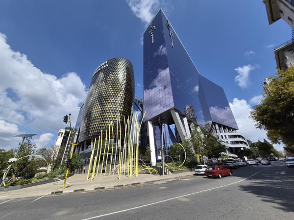 315 m² Commercial space