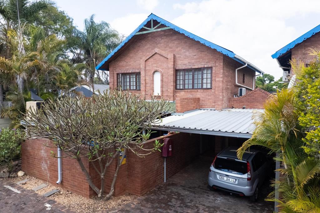 4 Bedroom Townhouse