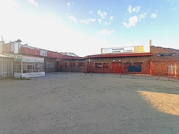 477 m² Retail Space