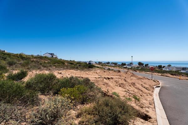 487 m² Land