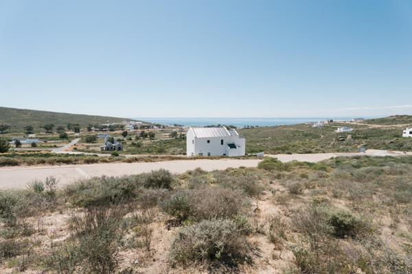 427 m² Land