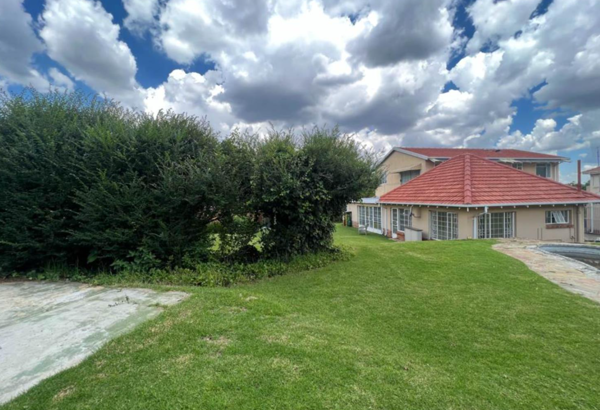 2 Bedroom House