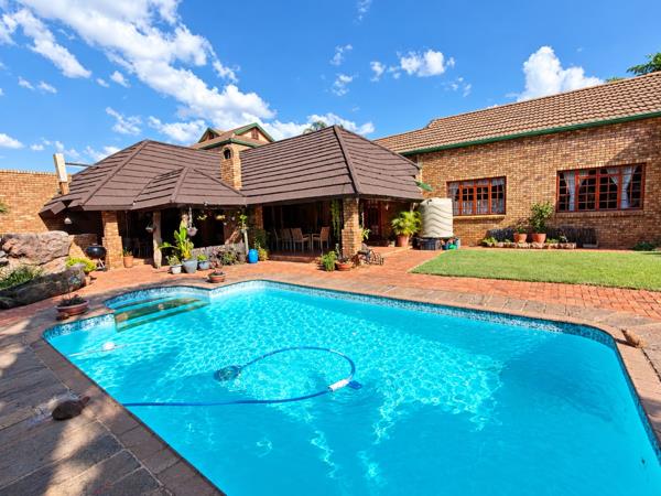 6 Bedroom House