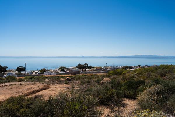 475 m² Land