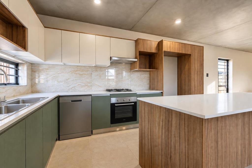 4 Bedroom House