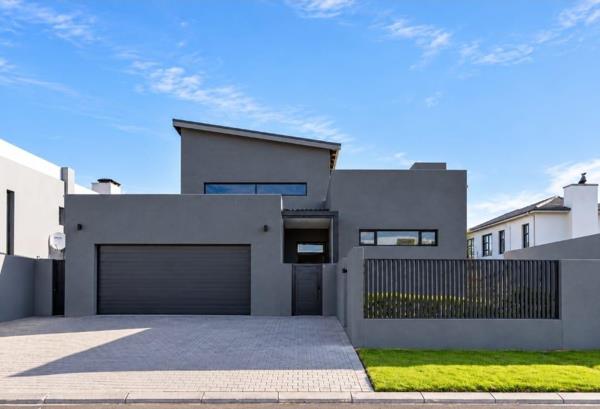 4 Bedroom House