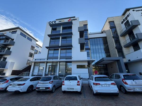235 m² Commercial space