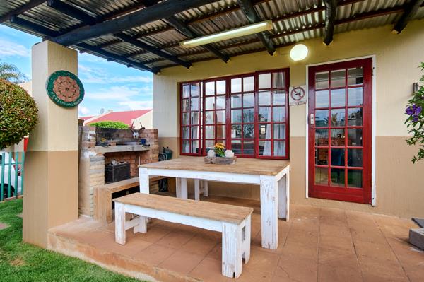 2 Bedroom Simplex