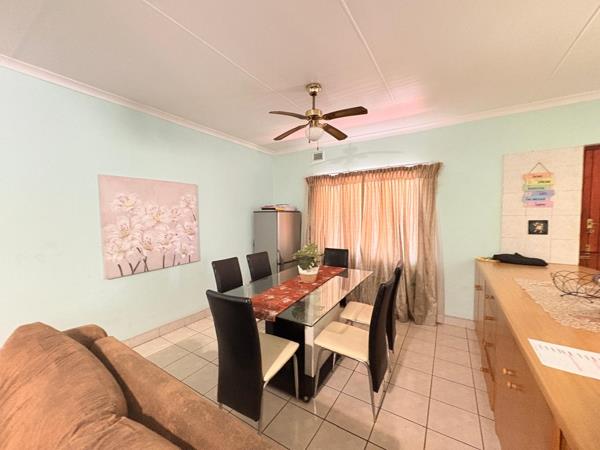 3 Bedroom Simplex for sale in New Germany | T5650323 | Private Property