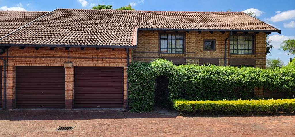 4 Bedroom Townhouse