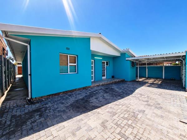 6 Bedroom House