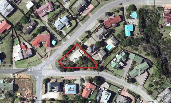 893 m² Land