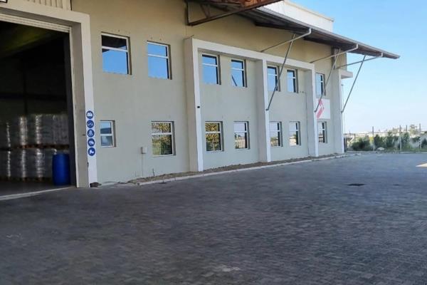 1 700 m² Industrial space