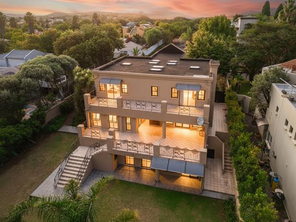 5 Bedroom House