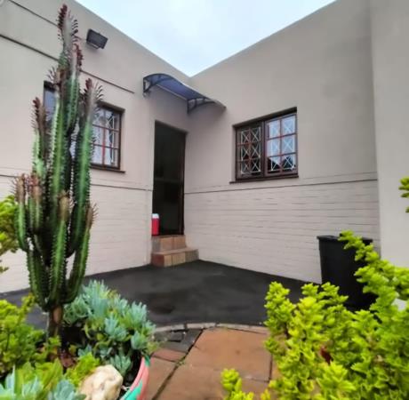 1 Bedroom Flat