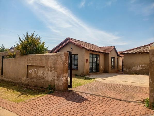 2 Bedroom House