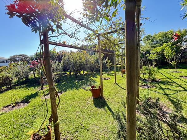 872 m² Land