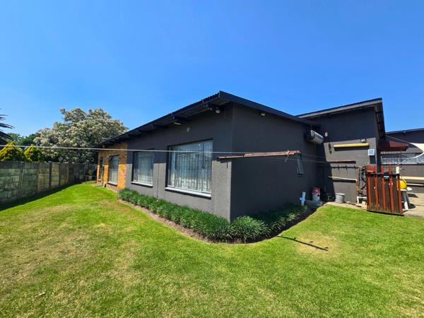2 Bedroom House