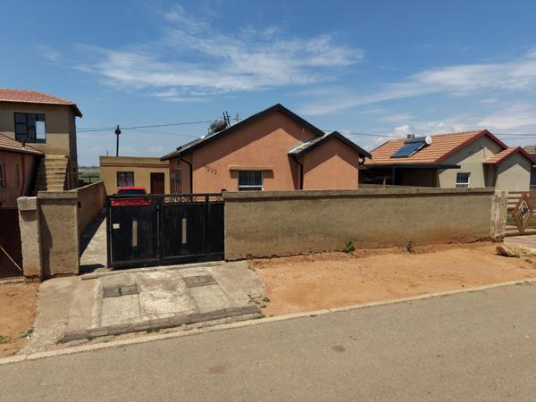 2 Bedroom House