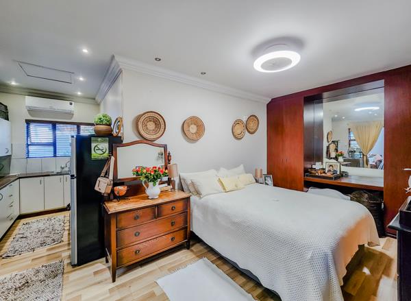 1 Bedroom Flat