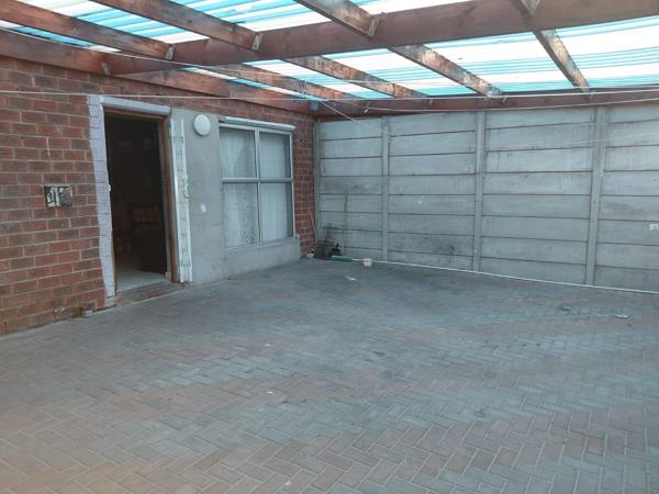 2 Bedroom House