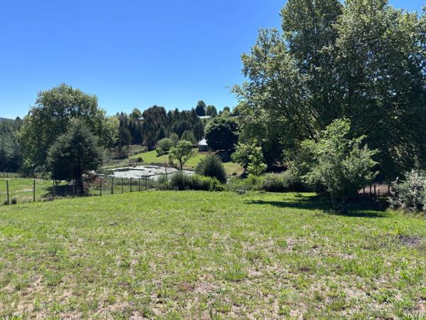 2 000 m² Land