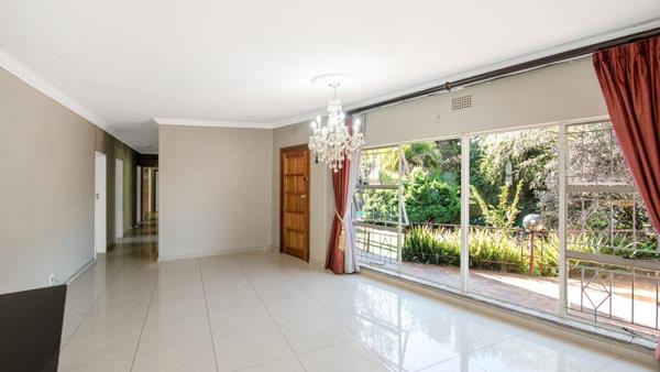 5 Bedroom House for sale in Noordheuwel | T5651194 | Private Property