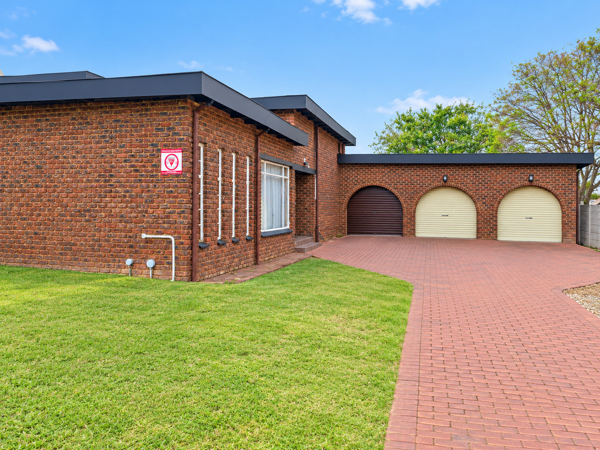 4 Bedroom House