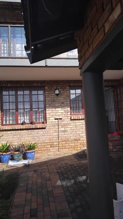 1 Bedroom Townhouse