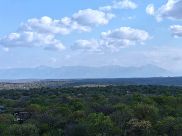 2 400 m² Land